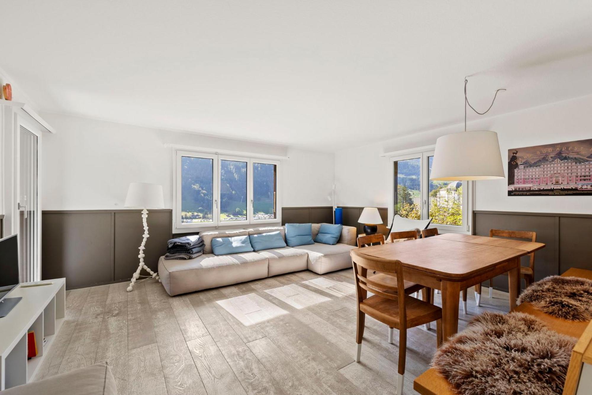 Sunny Design In With Spectacular View On Mount Titlis Engelberg